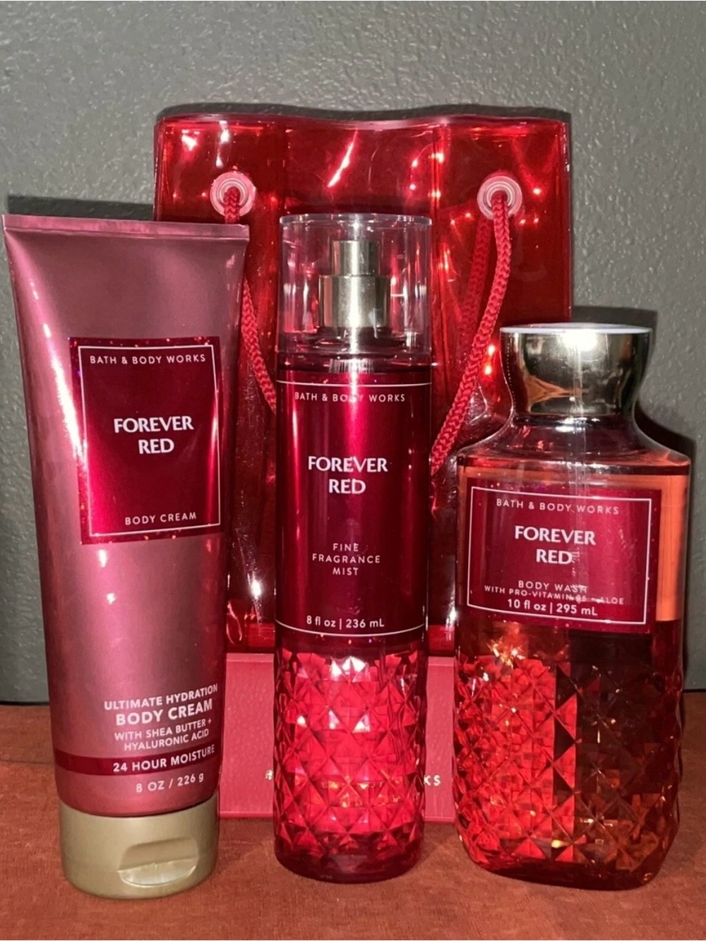 FOREVER RED Bath & Body Works Set + Reusable Bag